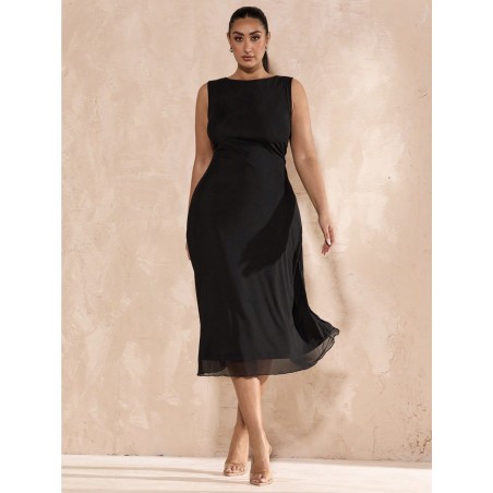 Robe longue grandes tailles près du corps | Noir et fleurs | FeelFine